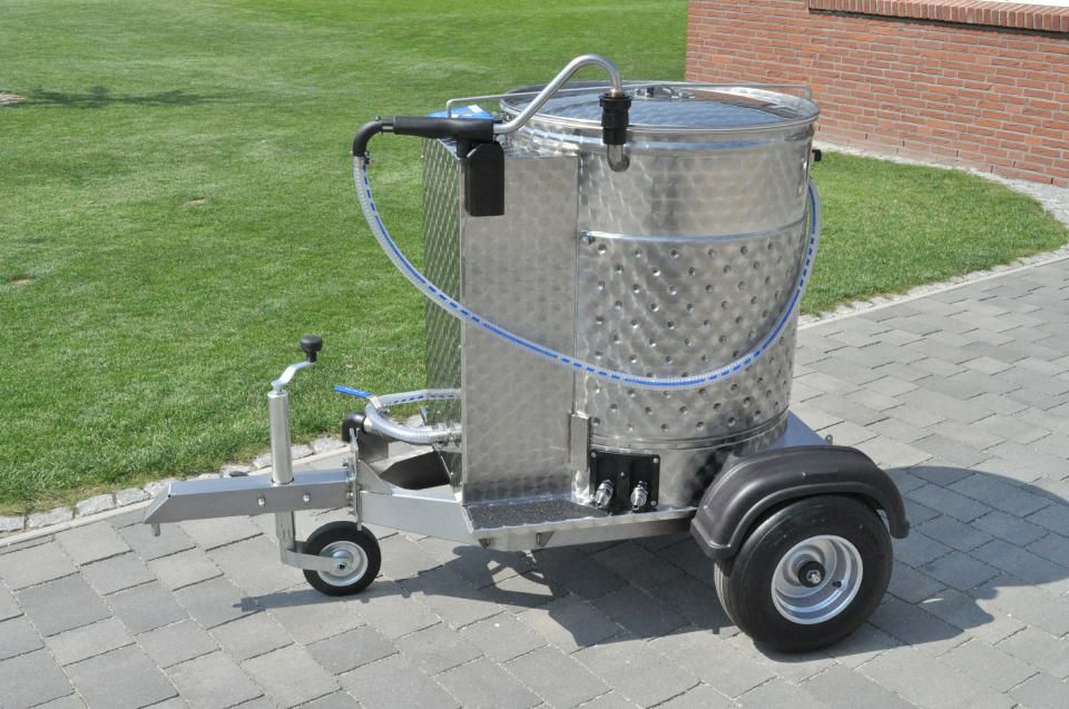 hundl-milchtaxi-40-anhaengewagen-260-l-pasteur-(mt-holm-und-laue-gmbh-und-co-kg-stalleinrichtung-goldbach-ho89040037